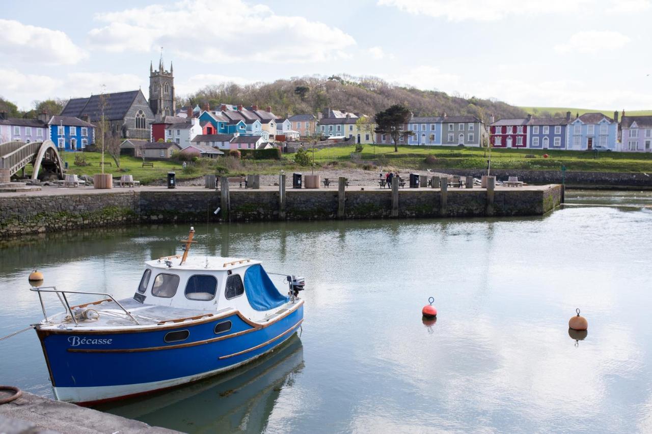 John Lewis Apartment Aberaeron Exterior photo
